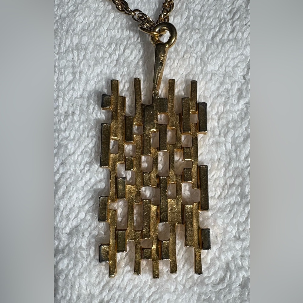 Vintage Brutalist Textured Gold Tone Estate Pendant Necklace